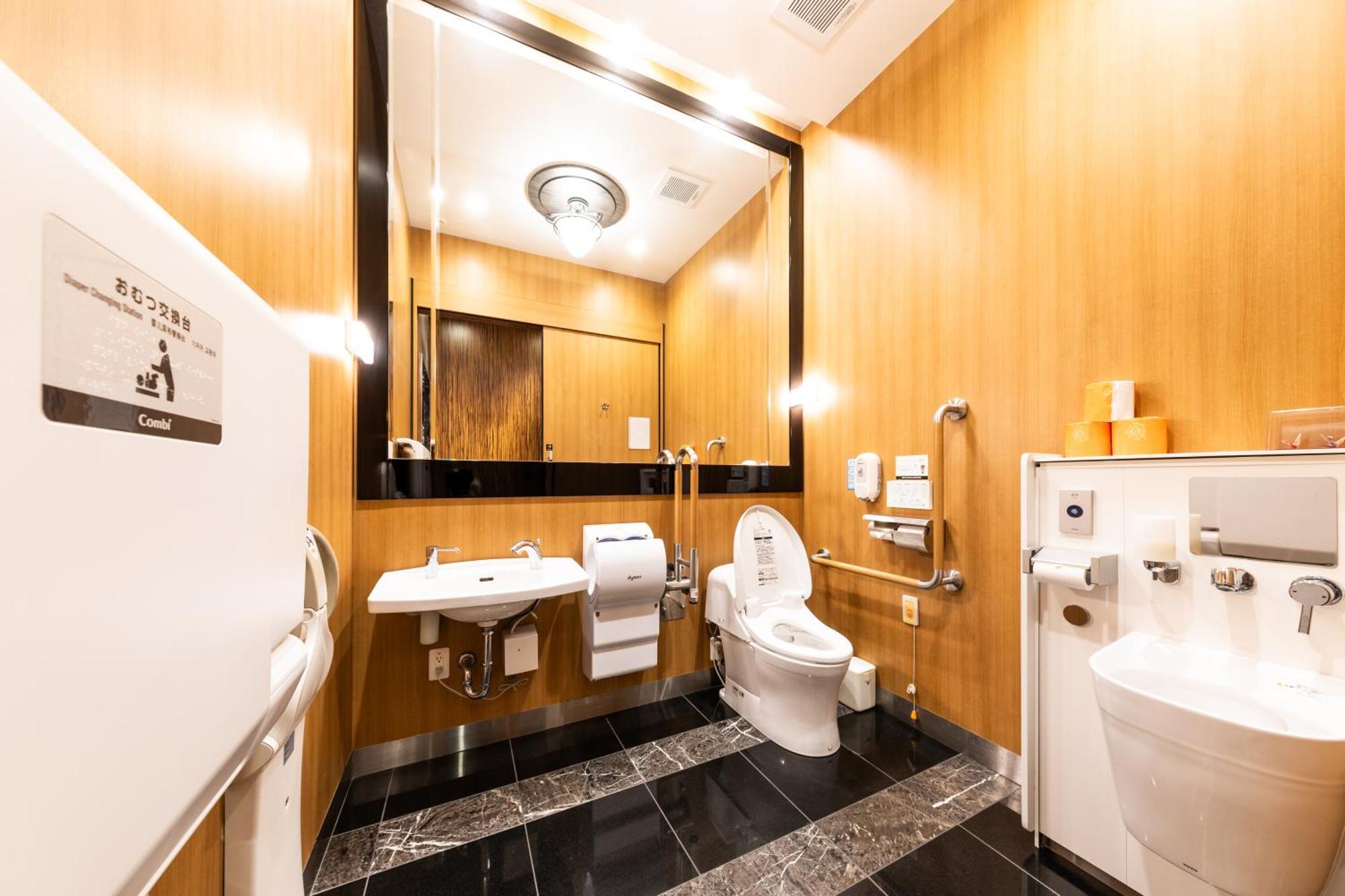 Apa Hotel Yodoyabashi Kitahama Ekimae Osaka Esterno foto